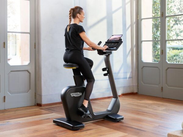 Technogym Cycle Vélo d'appartement compact